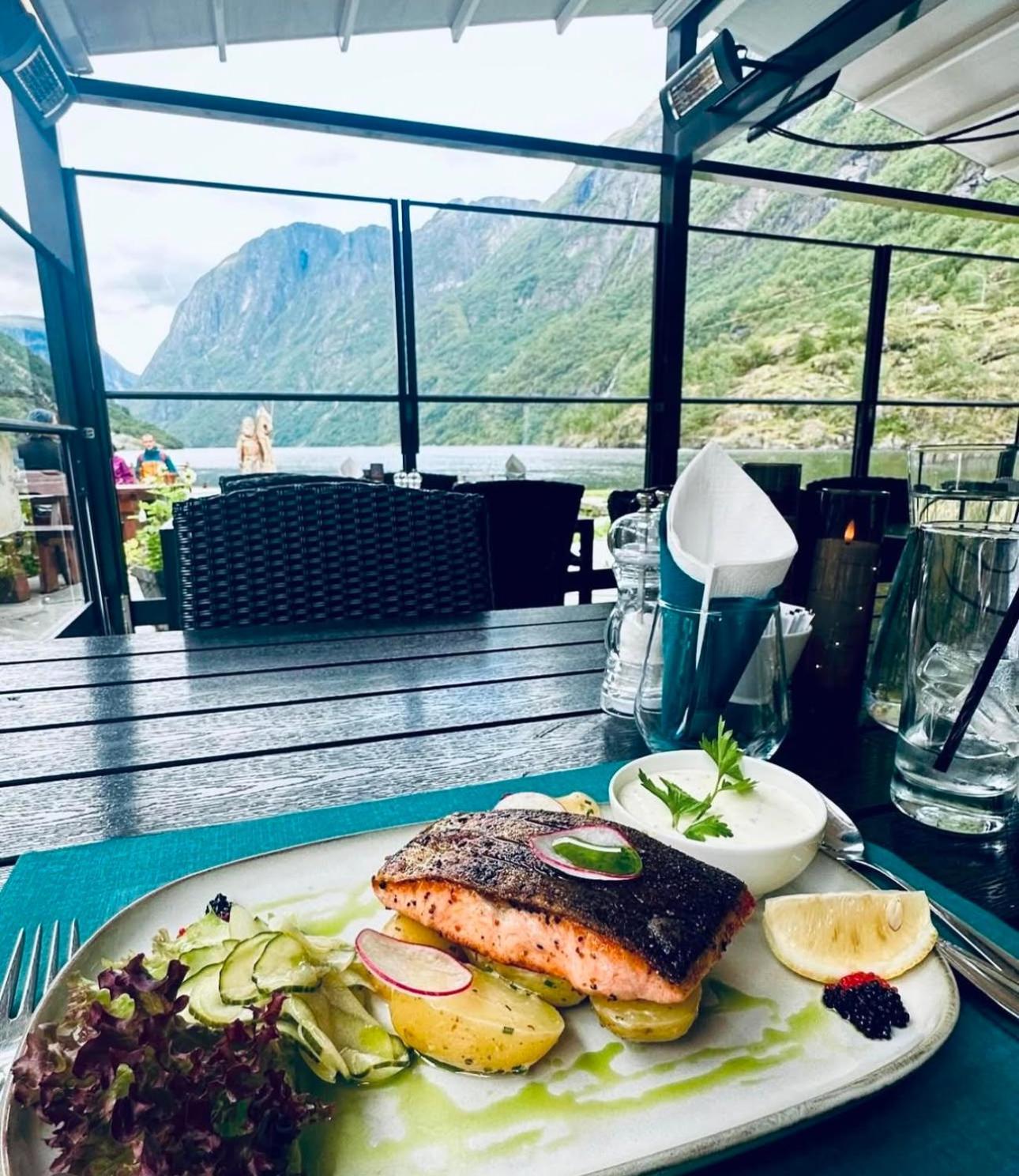Fjordtell Hotel 3*